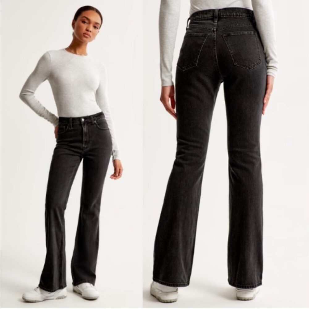 NWT Abercrombie & Fitch Curve Love 70’s Vintage Flare Black Jeans